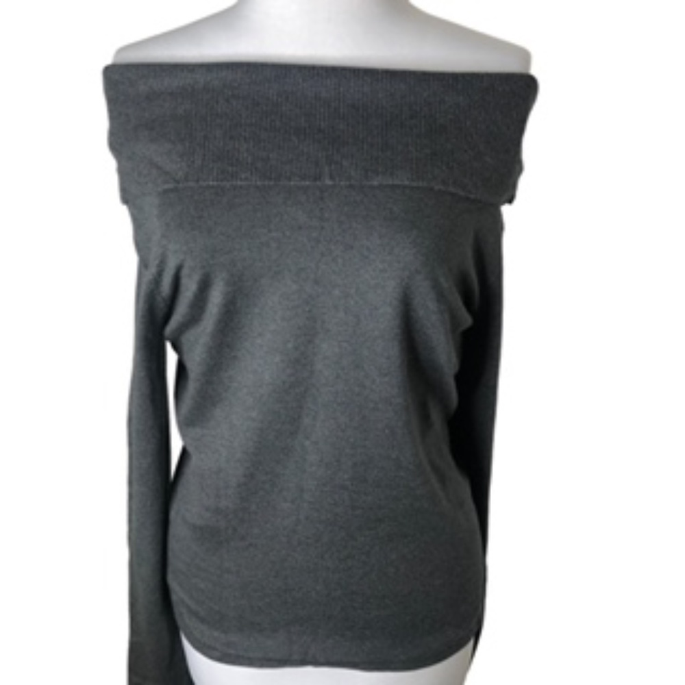 No Label Versatile Cowl Neck or Off Shoulder or Off both Shoulder Top Size L